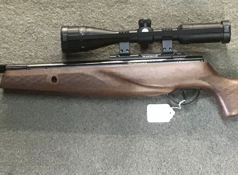 BSA Lightning XL SE Air Rifle Beech .177 Cal