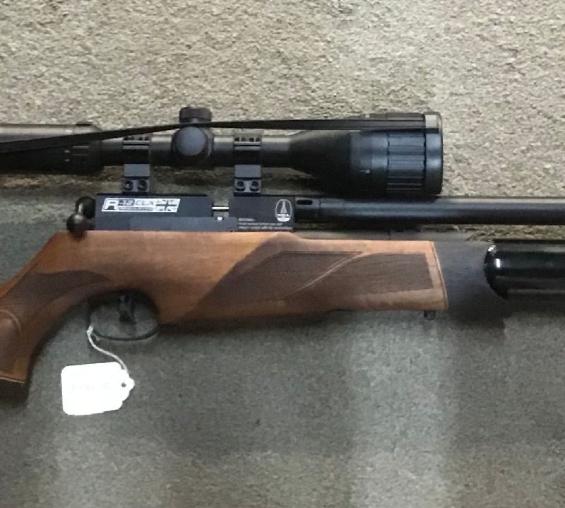 BSA R12 BOLT ACTION SALE - SUPER CARBINE WALNUT DEAL .177 CAL / OFFER ENDS END OF FEBRUARY