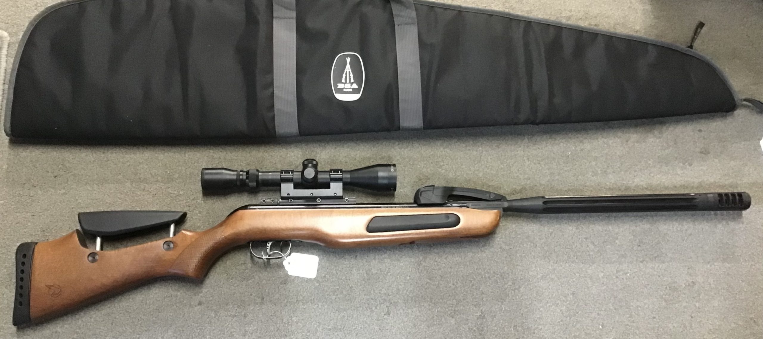 Second Hand Gamo Maxxim Elite Wood Stock Break Barrel Air Rifle .22